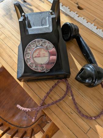 Beautiful English telephone 1