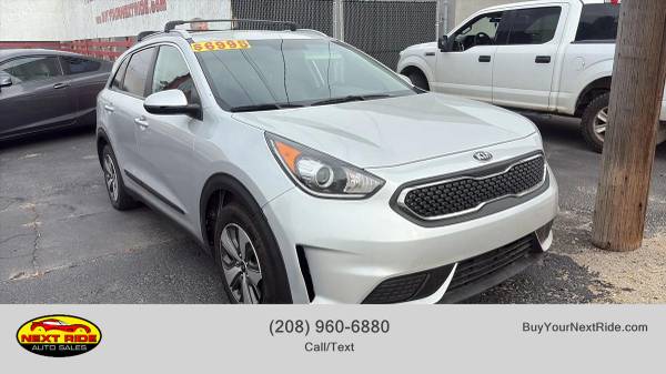 2019 Kia Niro LX Wagon 4D 1