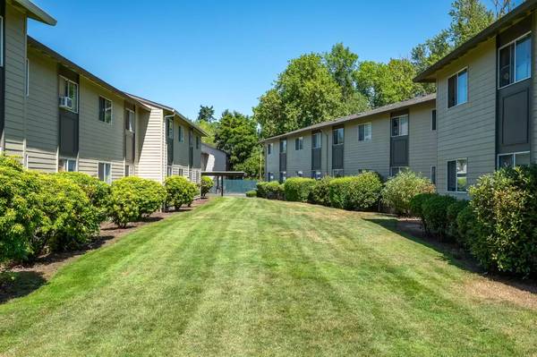 $1,599 / 2hab - 775ft2 - ¡Para tranquilidad y paz en Gladstone, has encontrado el lugar ideal! (Gladstone/Milwaukie- Cerca de George Rogers & Meldrum Bar Park)63831251672833122