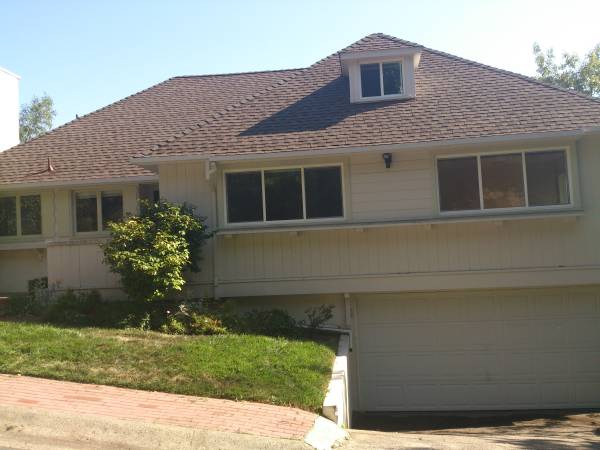 House Located in desirable Greenbrae 1