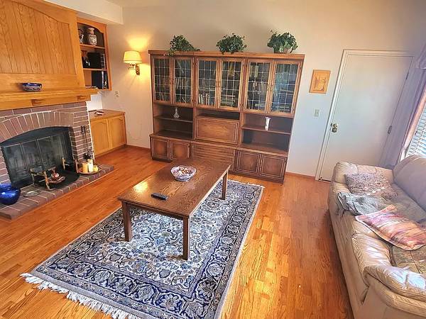 $1,900 / 3br - 02405ft2 - Casa de lujo amueblada de 3 dormitorios (San Jose)63770451087491123