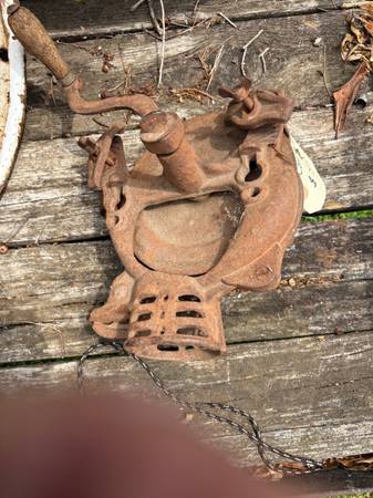 Corn sheller 1