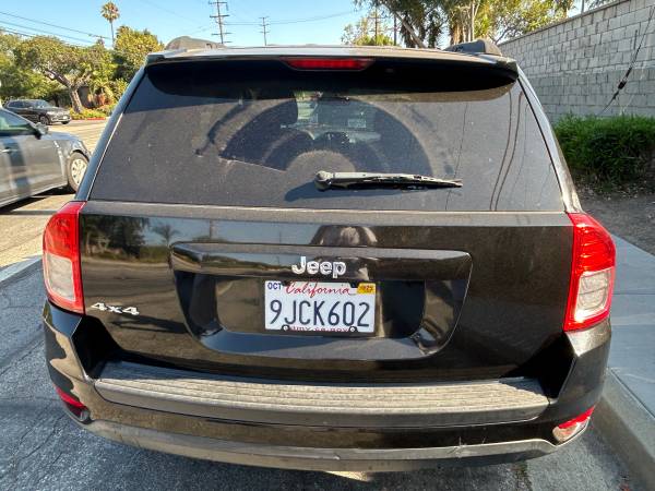 2012 Jeep Compass - $2,40063441159425409123