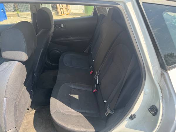 2015 Nissan Rogue - $4,800 (NO NECESITA NADA)63470614560769124
