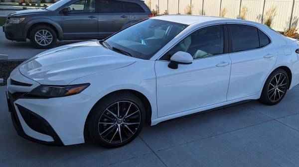 2021 Toyota CAMRY SE 1