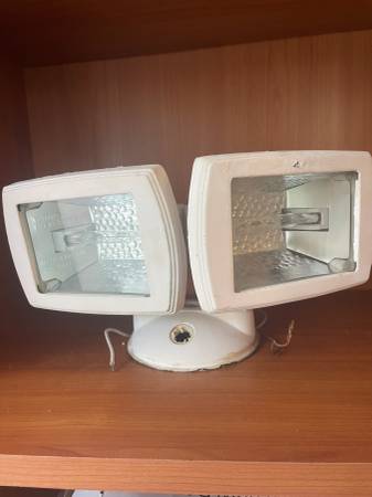 Outdoor wall light 1