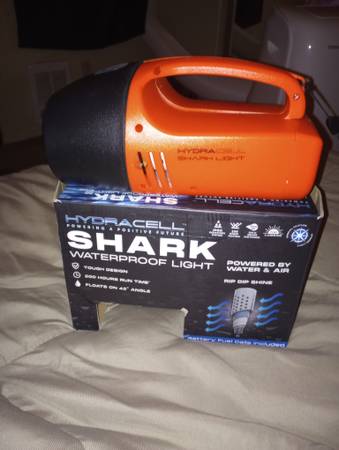 Shark Waterproof Light Hydracell New 1