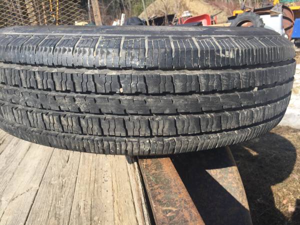 LT 215/85/16 1