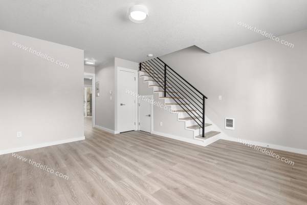 $2,250 / 2br - 1135ft2 - Modern 2-Story Apartment in the 💓of Multnomah Village – Pet Friendly (Portland)63820824259969120