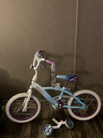 ELSA Bike with Training Wheels - READY TO RIDE!!! 1