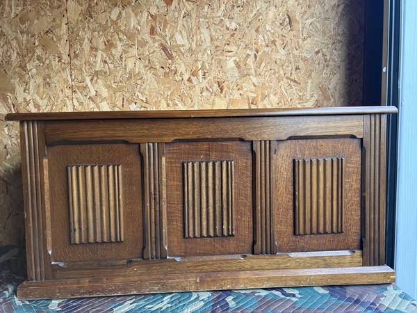 Antique Wooden Storage Chest – Solid Wood, Vintage Trunk Style 1