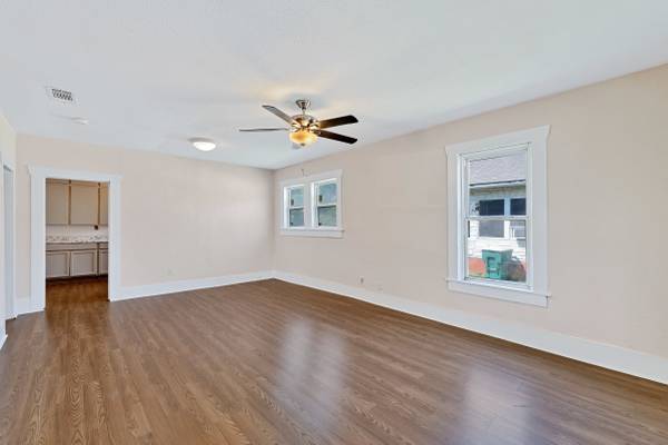 General contractor 1