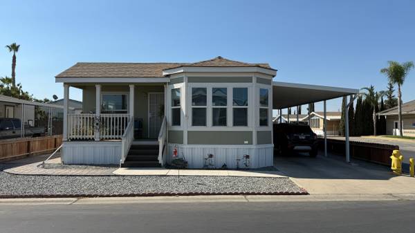 $134,900 / 3br - 1448ft2 - Priced to Sell 3/2  "Family Mobilehome  Park"  Only $134,900. (Tulare)63809864407425120