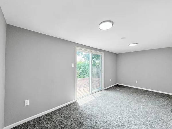 $700 / 3br - 1182ft2 - SUNNY HILL HOME SET TO MOVE. (Akron)63661042208513122