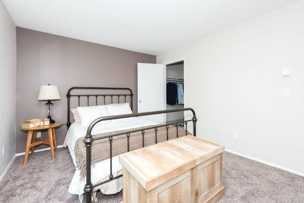 $1,717 / 2br - 950ft2 - Ahora alquilando nuevos comienzos (Clackamas)63831326812161121