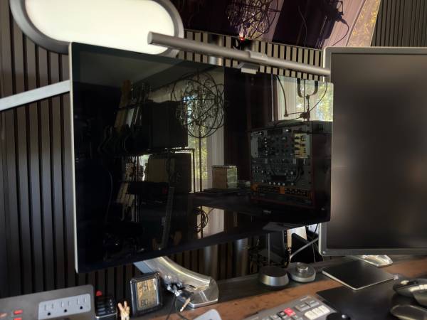 Apple Studio Display 27" 2022 1