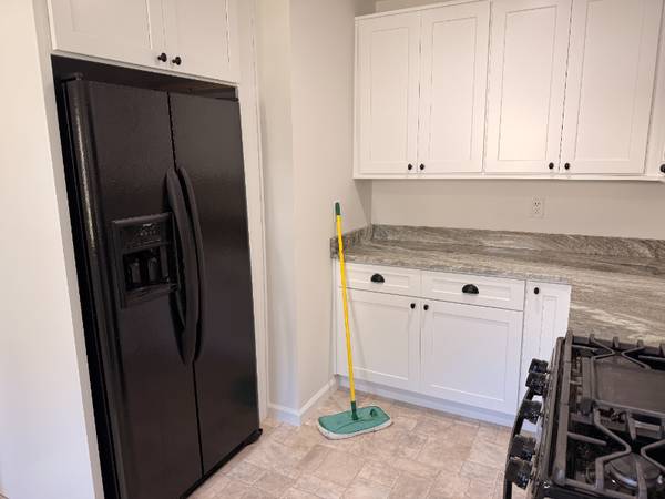 $1200.00 / 3br - 1504ft2 - 124 Emerson St63880131393921122