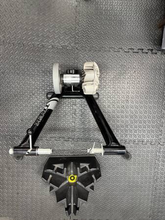 TREK Cycle OPS  Trainer 1