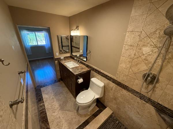 $4000.00 / 4br - 1500ft2 - Beautiful Single Family Home in Prime Location Quiet Cul-de-Sac Living63663871265027124