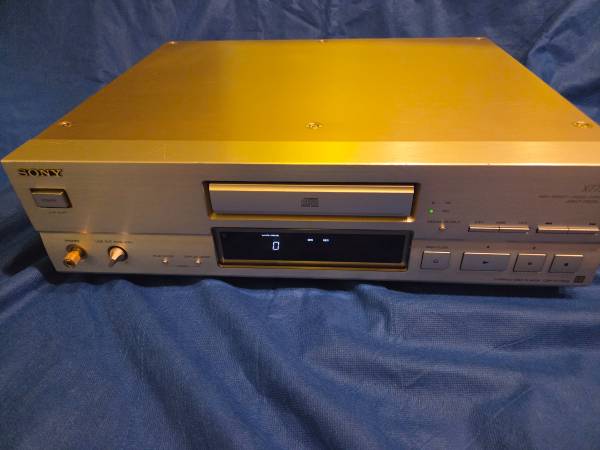 Sony CDP-X779ES 1
