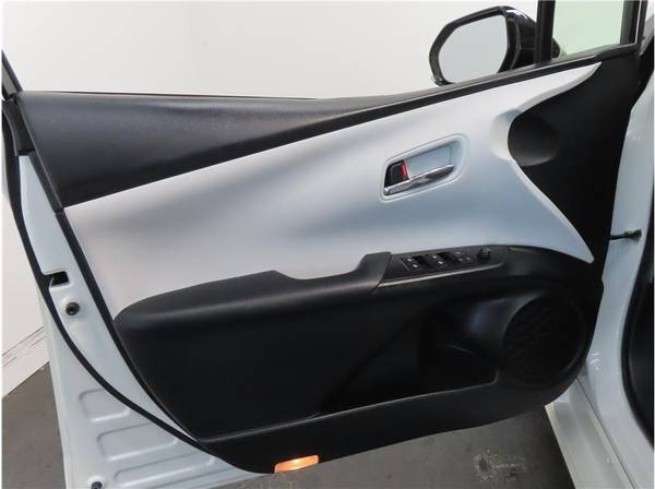 2017 Toyota Prius Prime Electric Plus Hatchback - $16,250 (Escondido Auto Super Center)63624789560193124
