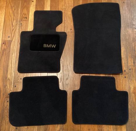*RARE Genuine OEM BMW Floormat Set X3 2004-2010 (E83) Black 1
