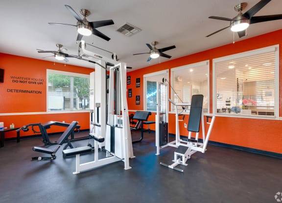 $1.620 / 2 habitaciones - 982 pies² - Zona de juegos, centro de negocios, almacenamiento adicional (4901 Bottlebrush Lane, Orlando, FL)63282608416771121