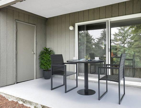 $1,595 / 2hab - ¡OBTÉN $300 DE DESCUENTO! Cerca del Área Natural Spring Park + Ventanas de Alta Eficiencia Energética (Milwaukie Heights)63672547627521124