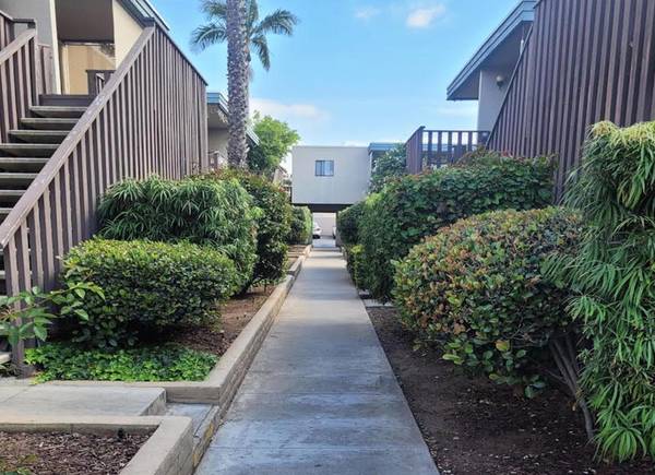 $2,050 / 1br - Central AC and Downtown El Cajon Events in our Quiet One Bed Unit (Peach Avenue / El Cajon)63998457675778123