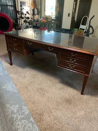 Solid Wood Executive Sligh Desk 1