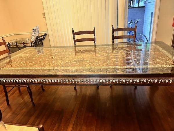 Mesa tallada a mano de madera de rosa genuina - $3.000 (MD)63471432421379122