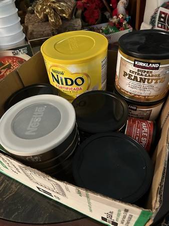 Clean Large Costco-Size Cans with Lids 1