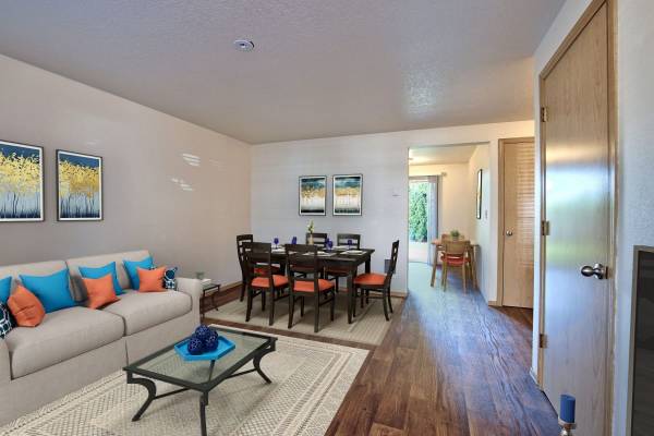 $1,364 / 2br - 725ft2 - On-Site Maintenance, Online Service Requests, Patio or balcony (4290 Addy Street, Washougal, WA)63845978469249124