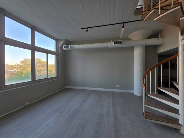 $2,050 / 1br - 850ft2 - Now Leasing at 277 Chapel Street – Newly Renovated Building (New Haven)62934677845249124