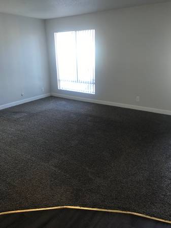 $1,050 / 1br - Listo para mudarse, 1 dormitorio REFORMADO, 1 baño! ¡Solicite hoy, aprobaciones rápidas! (Visalia, California)63809616271747121