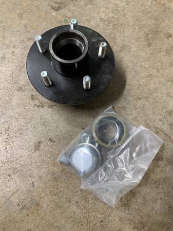 Trailer Wheel Hub and Bearings New 1