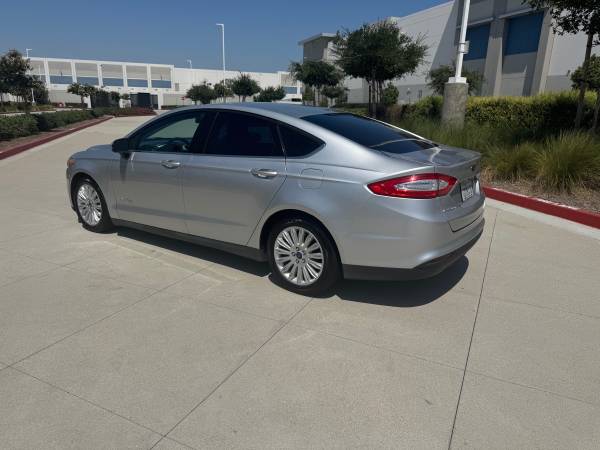 2015 FORD FUSION HYBRID—SUPER CLEAN runs EXCELLENT with NO ISSUES!!!! - $7,70063618267558659121