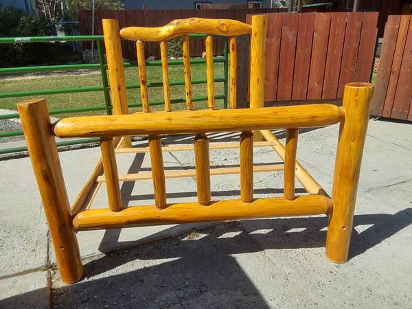 Custom queen log bed 1