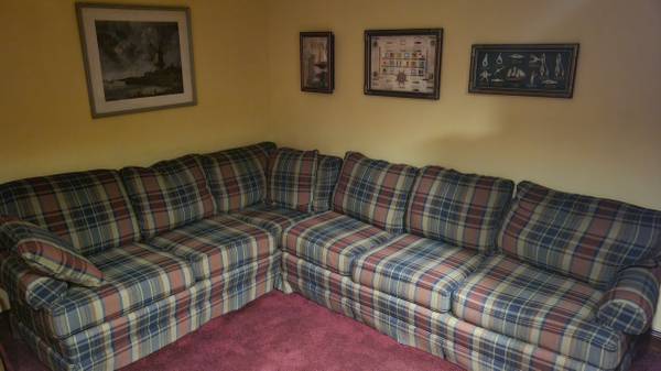 L-Shaped Couch - Free 1
