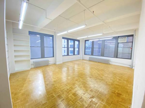 Corner Office – Multiple Windows, Built-In Storage, Clean Wood Floors 1