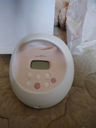 Breast Pump 1