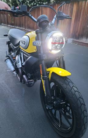 Ducati Scrambler - LED Headlight 1