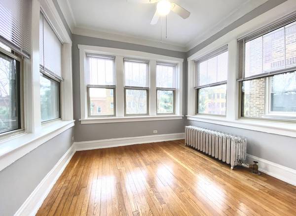 $2,100 / 2br - ¡Único y encantador! ¡Ubicación céntrica en Lincoln Square! (Lincoln Square)63771197145091121