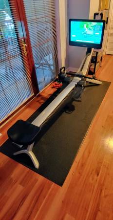 Hydrow ARC Rowing machine 1