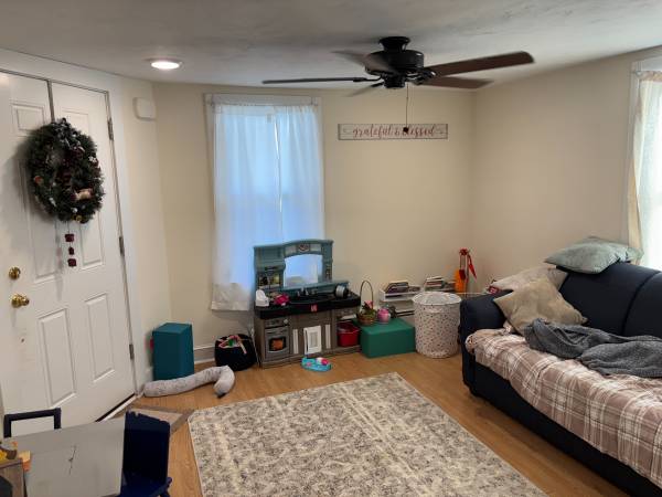 $2,200 / 2br - 1035ft2 - Apartamento moderno de 2 habitaciones – ¡Excelente ubicación! Disponible 1 de diciembre. (Marlborough)63871206945539120
