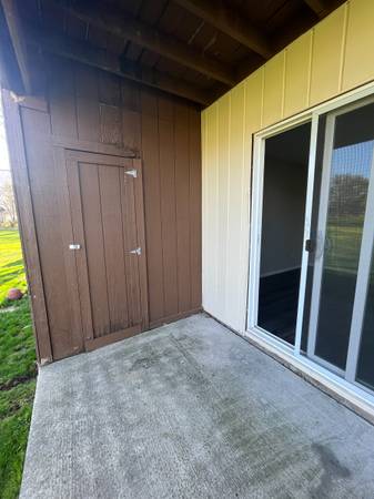 $991 / 1hab - 600ft2 - ¡PISOS DE MADERA! ¡PRIMER PISO! UN DORMITORIO (3010 SIMCOE DRIVE)63953483344130123