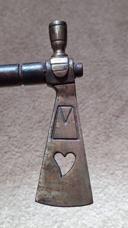 Native American Sioux Tomahawk / Peacepipe weeping heart 1