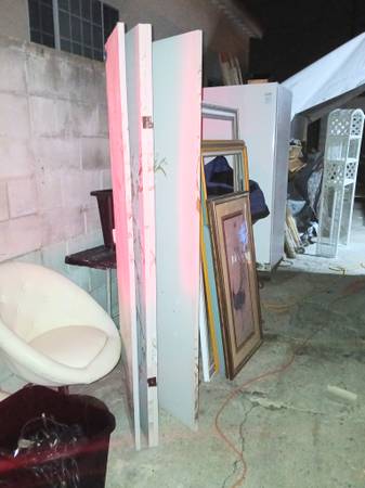 Yard sale photo