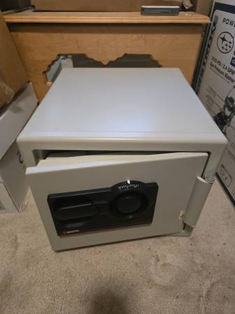 Sentry Safe 1