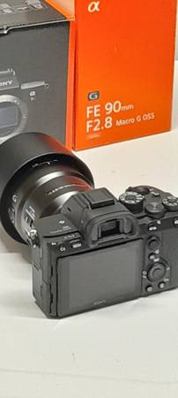 Cámara Sony A7R IV con lente Sony de 90 mm. - $3500 (Olney)62863705570945121